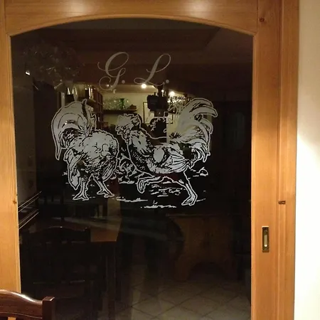 Albergo Ristorante Pizzeria Del Ponte Hotel *